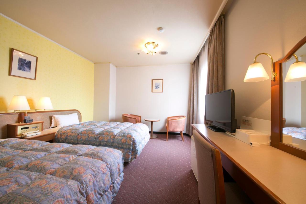 Matsusaka City Hotel Bagian luar foto